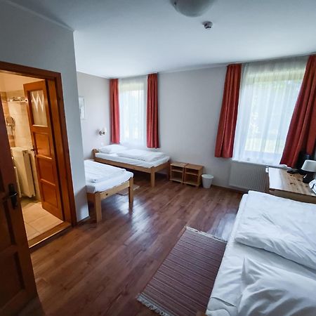 Anna Panzio Otel Dunavarsány Dış mekan fotoğraf
