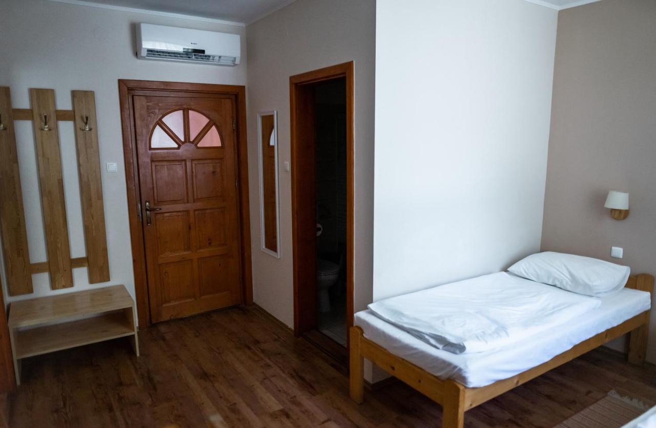 Anna Panzio Otel Dunavarsány Dış mekan fotoğraf