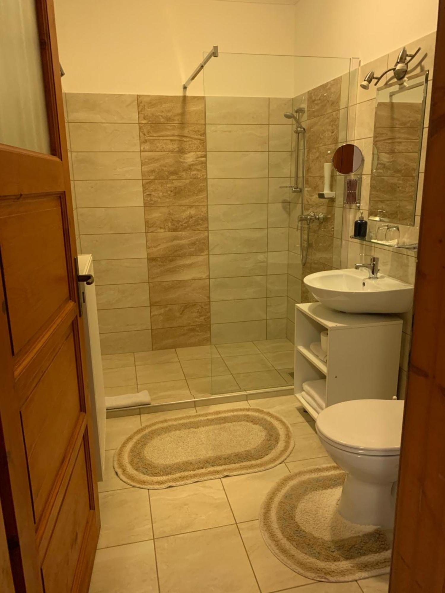 Anna Panzio Otel Dunavarsány Dış mekan fotoğraf